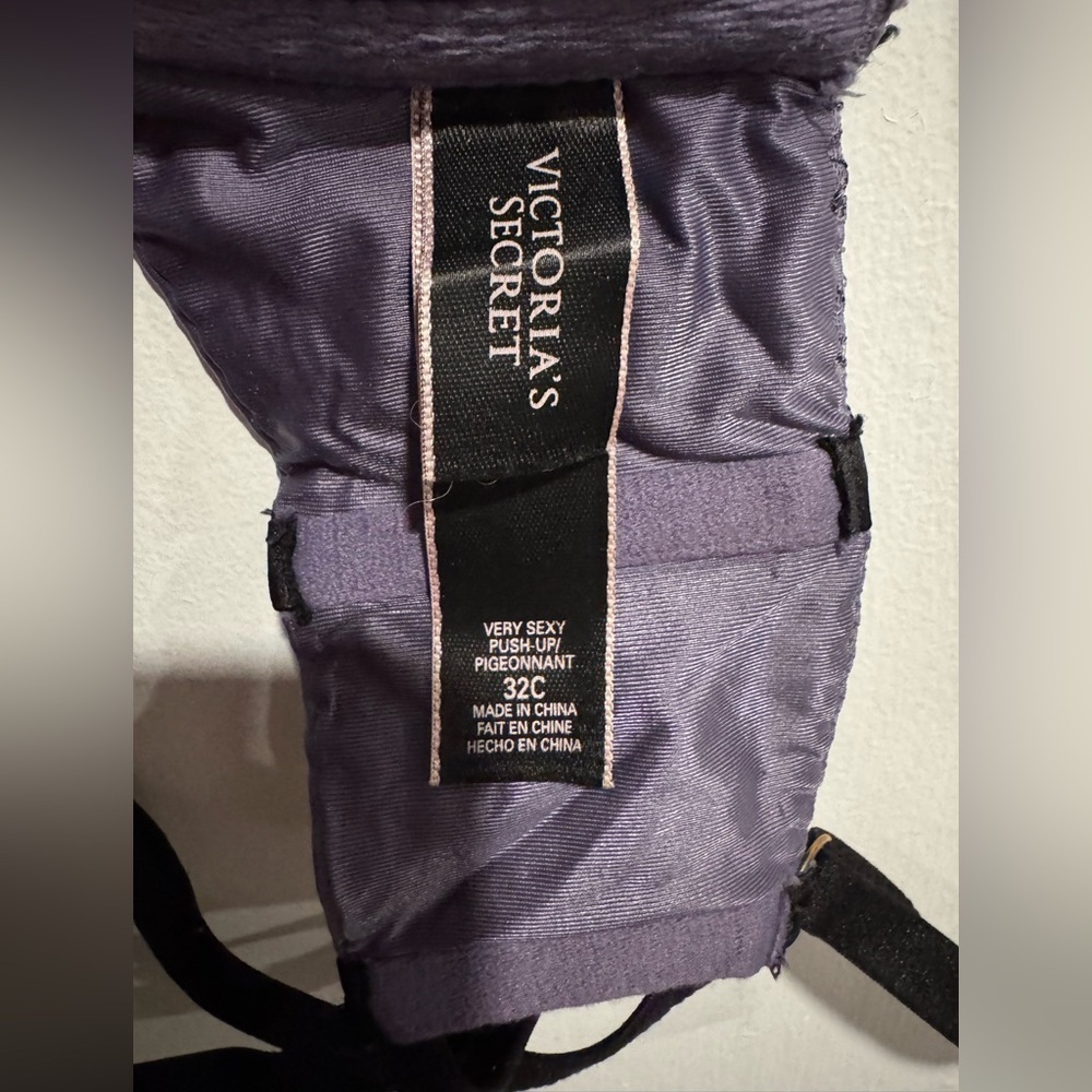Victoria's Secret Very Sexy Push up strappy front closure bra mauve romantic 32C - Picture 4 of 4